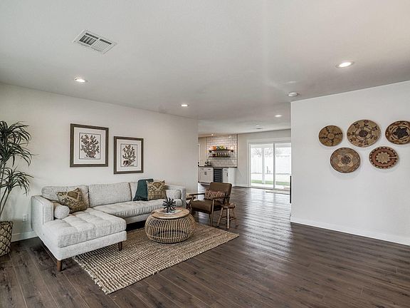 4th image of 8619 E Dianna Dr