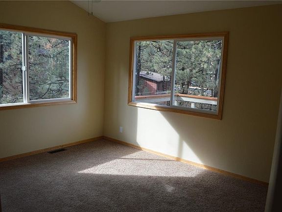 5th image of 1115 Elmwood Dr