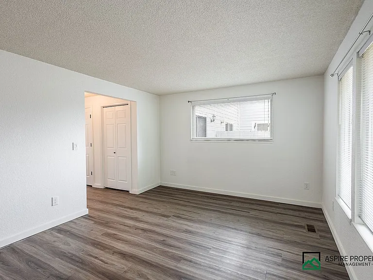 3286 W Sugar Creek Dr — Photo 16