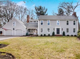 17 Liberty Rd, Hingham, MA 02043