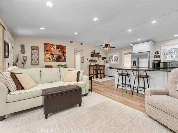 613 Avenida Sevilla Unit B, Laguna Woods, CA 92637
