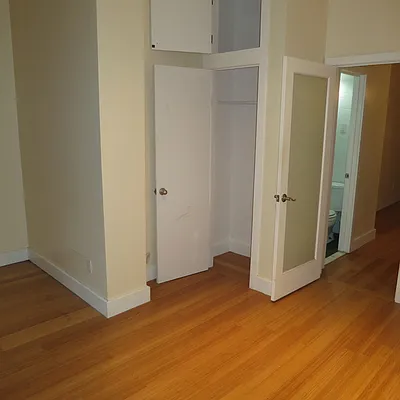 Rented by Nooklyn NYC LLC | media 48