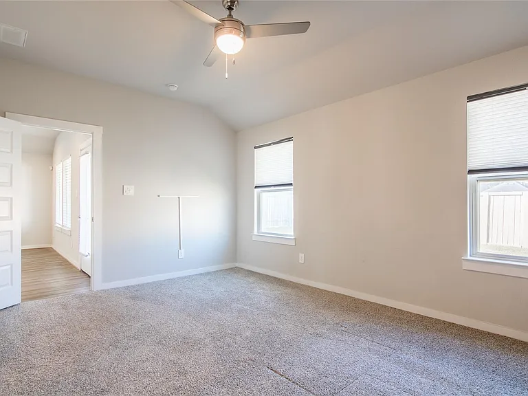 7226 Telford Hollow Trl — Photo 29
