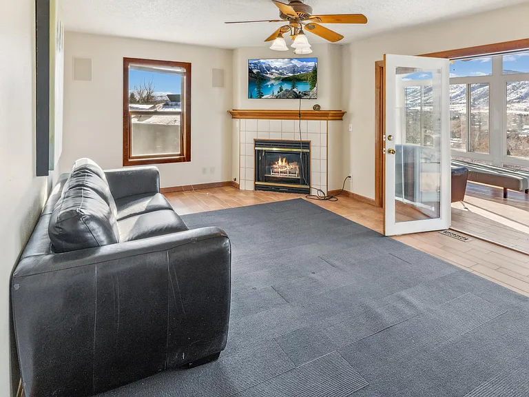 1718 Belvedere Dr — Photo 23
