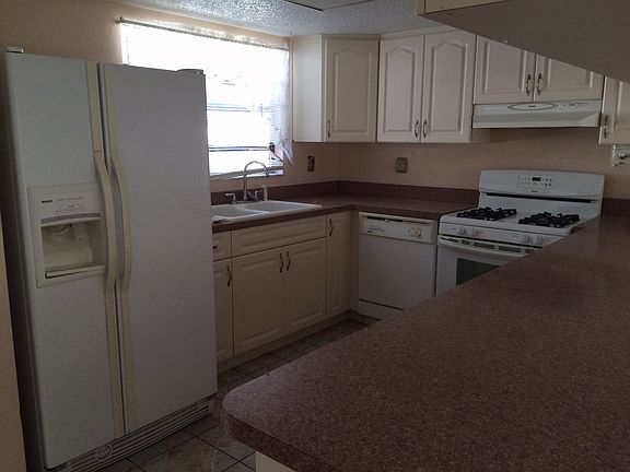 3rd image of 12843 Kellywood Cir