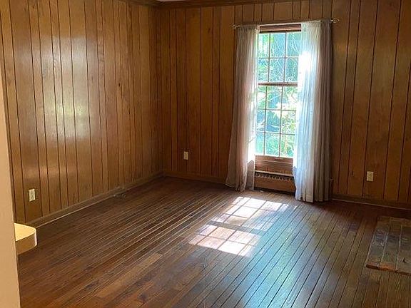5th image of 8614 Kimblewick Ln NE