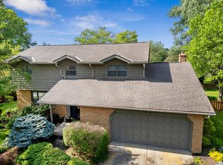1026 Harbor View Dr, Westerville, OH 43081