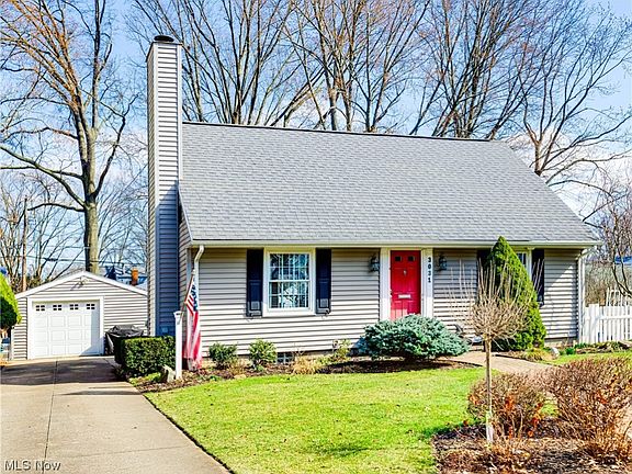 2nd image of 3031 9th St