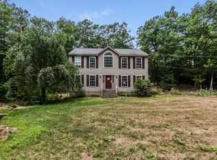 332 North Rd, Deerfield, NH 03037