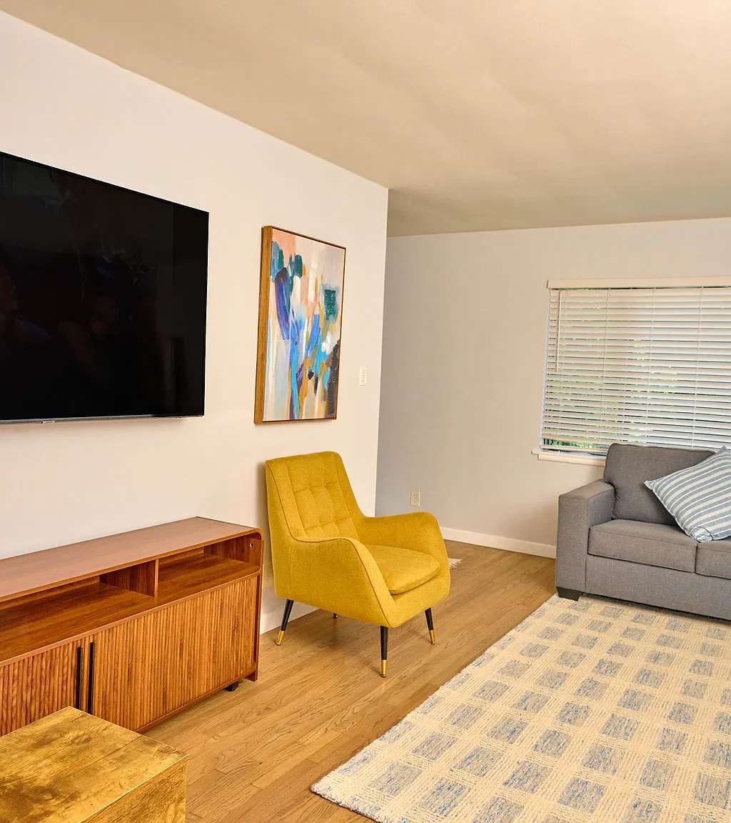 2 bed, 1400 sqft, $3,700 — Photo 2