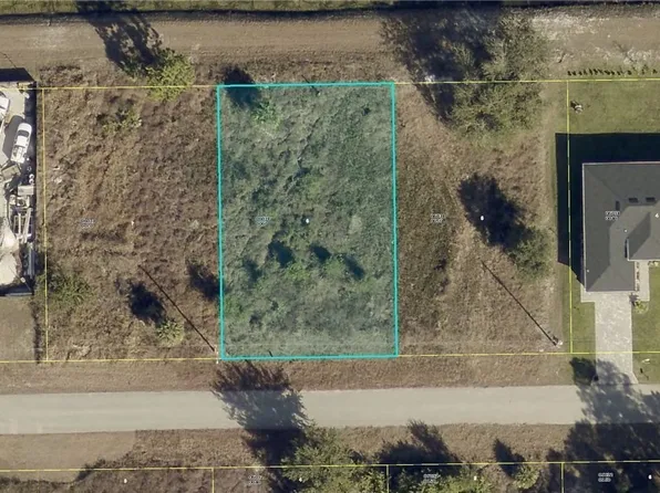 1169 Ebers St E, Lehigh Acres, FL 33974