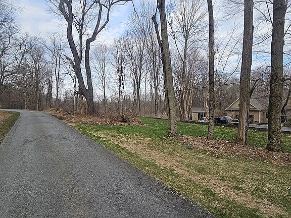 4th image of 7 Cottage Rd