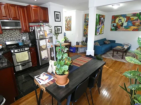 Rented by Voro New York | media 21