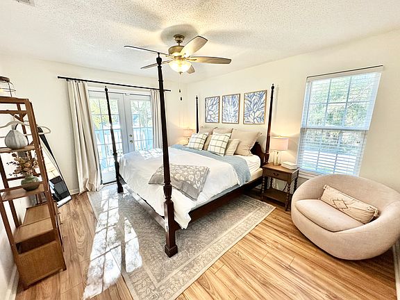 3rd image of 1210 Bienville Blvd