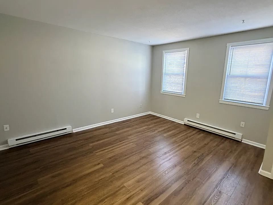 516 Columbus Ave #6