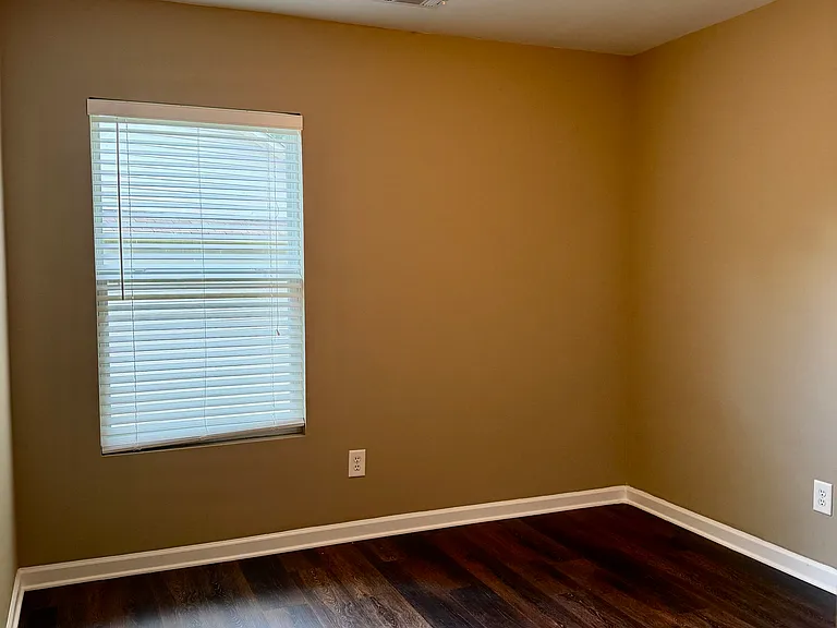 3329 Fernview Dr — Photo 18