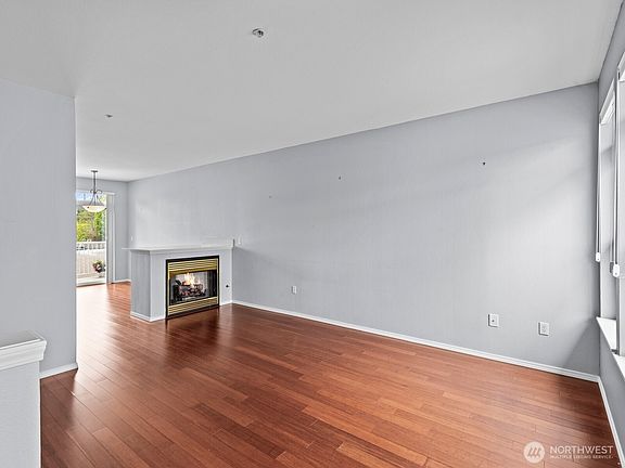 3rd image of 5400 Harbour Pointe Boulevard #A202