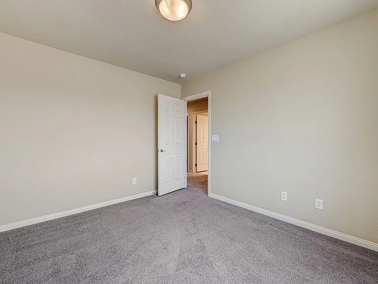 706 Eros Ct — Photo 72