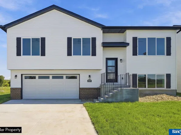 5017 N 35th Ct, Lincoln, NE 68504