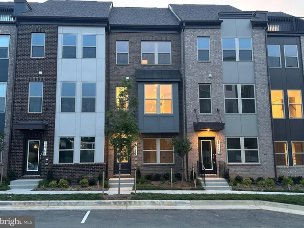 13744 Cobble Loop, Woodbridge, VA 22193