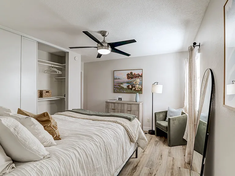 Stonewood Apartments Homes — Photo 14