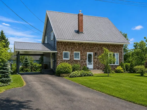 14 Laura Jean Cres, Cornwall, PE C0A 1H4