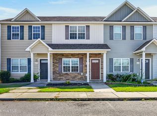 632 Ebb Tide Ln, Sneads Ferry, NC 28460
