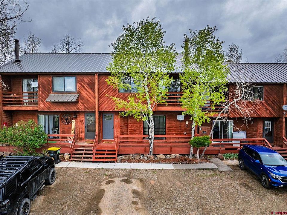 1st image of 413 E Golf Place