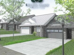 000 Pinehurst Pl #16, Ohioville, PA 15009