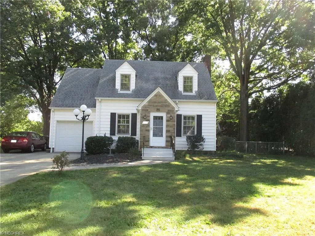 1785 Bailey Rd photo 1