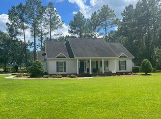 2055 Baker Farm Rd, Douglas, GA 31535
