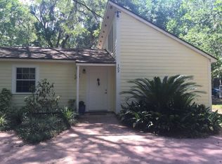 102 NW 24th St, Gainesville, FL 32607