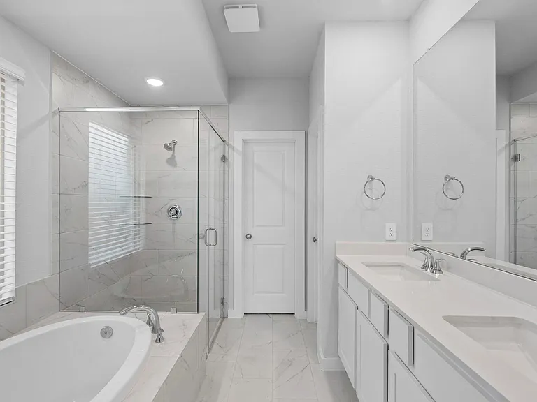 29834 Ellwood Ln — Photo 14