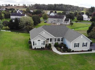 48 Blanchard Ln, Martinsburg, WV 25403
