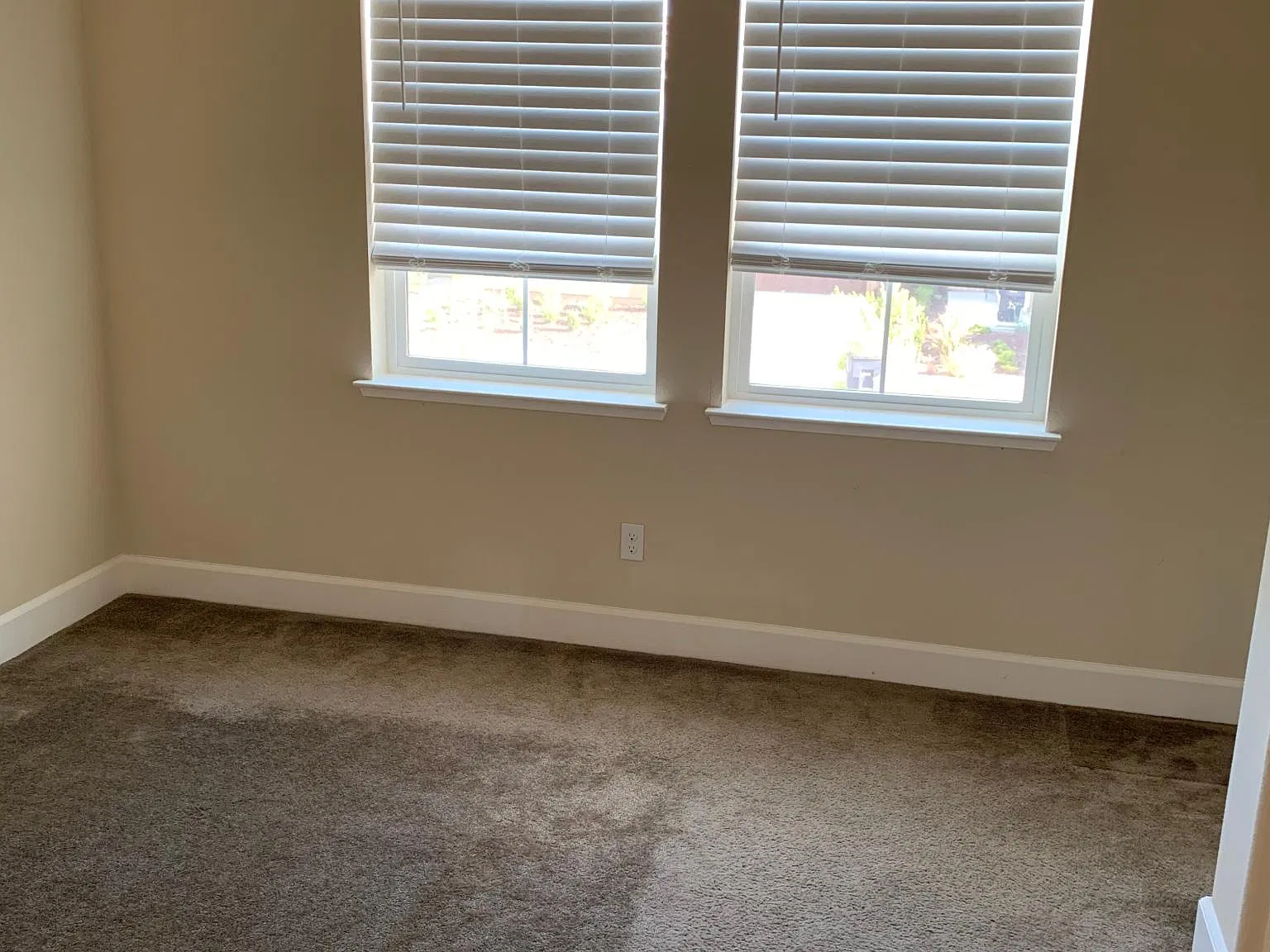 1 bed, 650 sqft, $1,600 — Photo 4