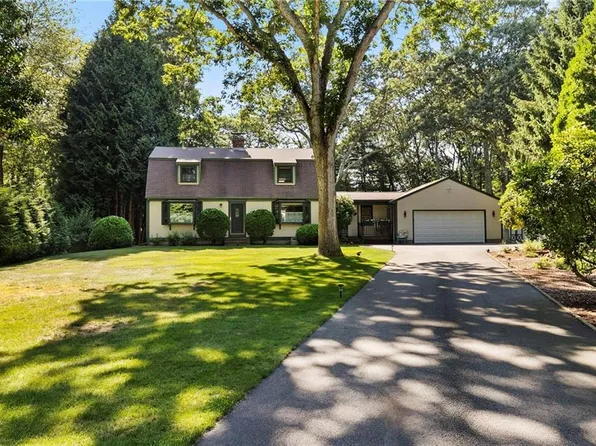 151 Westwind Rd, South Kingstown, RI 02879