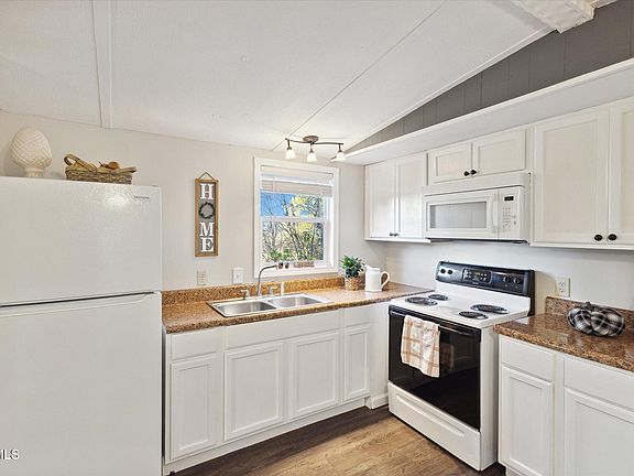 5th image of 5734 Lehigh St