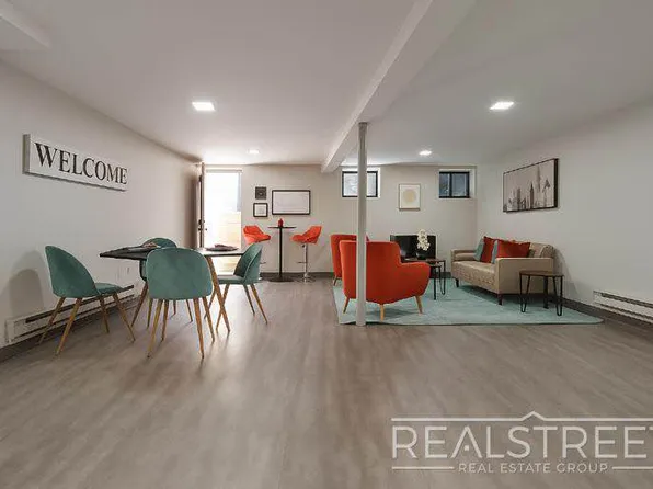 1259 Lincoln Place image 6 of 8