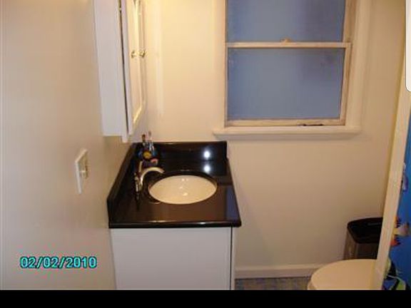 5th image of 2037 W 93rd St