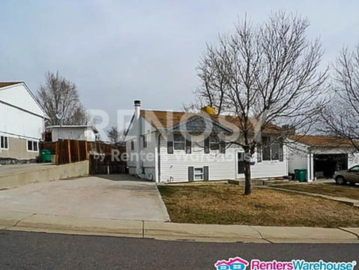 5 Bed 2 Bath | Denver Home — Photo 1