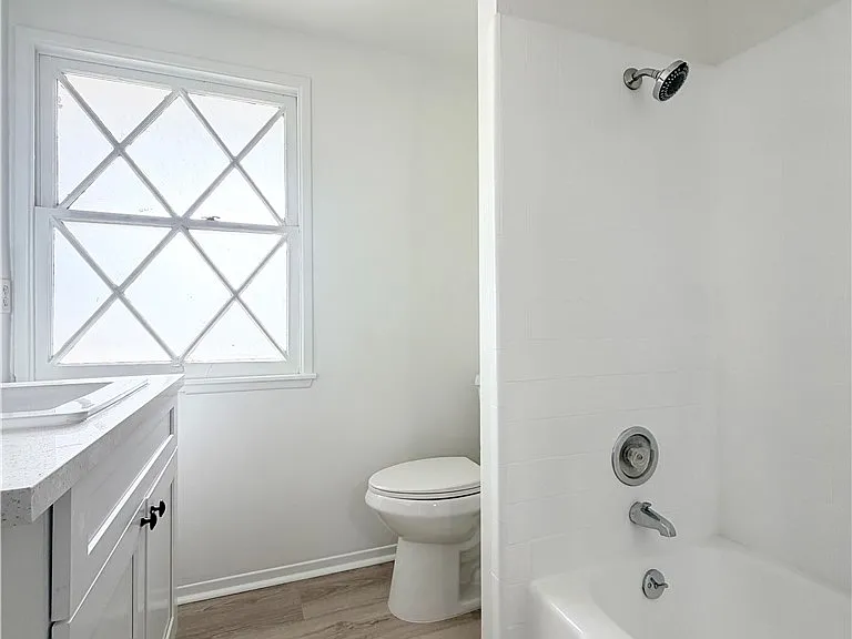 680 N Magnolia Ave — Photo 11