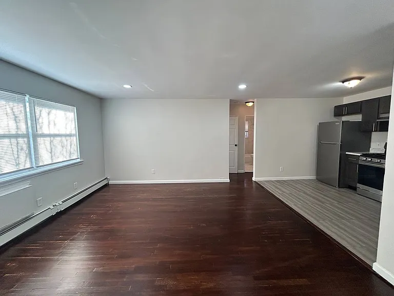 18 Hampton Rd #B10 — Photo 9