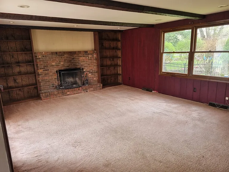 Shadow Wood Dr — Photo 10