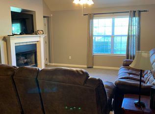 200 McKissic Spring Rd, Centerton, AR 72719