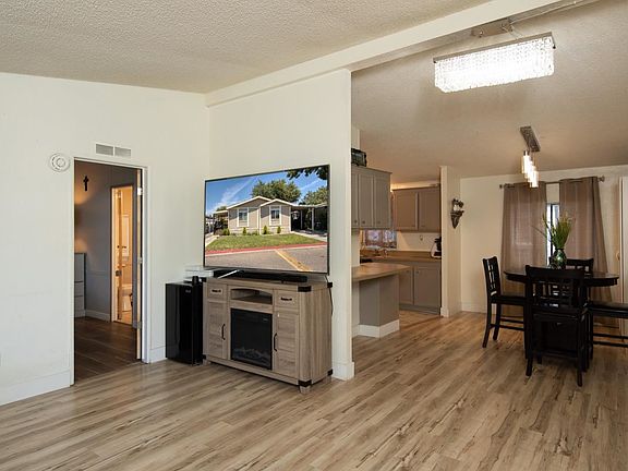 4th image of 5901 Newbrook Dr #46