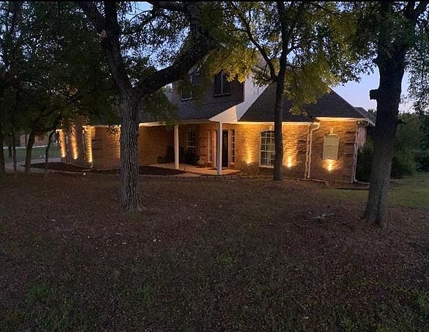 1st image of 105 Canyon View Ct