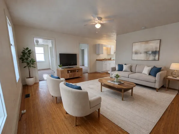 210 Michigan St #1, Petoskey, MI 49770