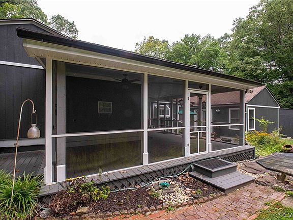 5th image of 9494 McGuinn Ln