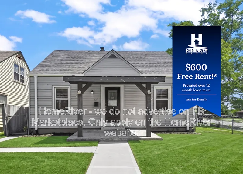 3 bed, 1.5 bath, 1800 sqft, $1,725 — Photo 1