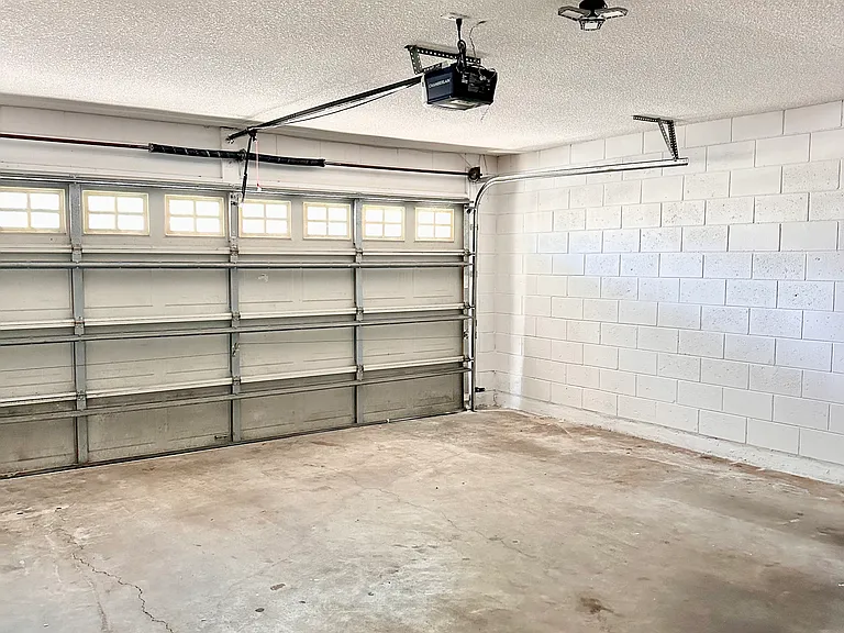 8214 Woodsworth Dr — Photo 24